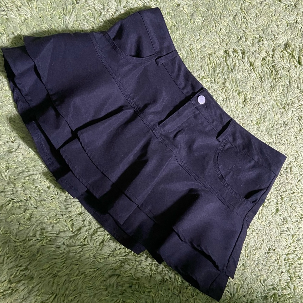 Micro mini black ruffle skort S